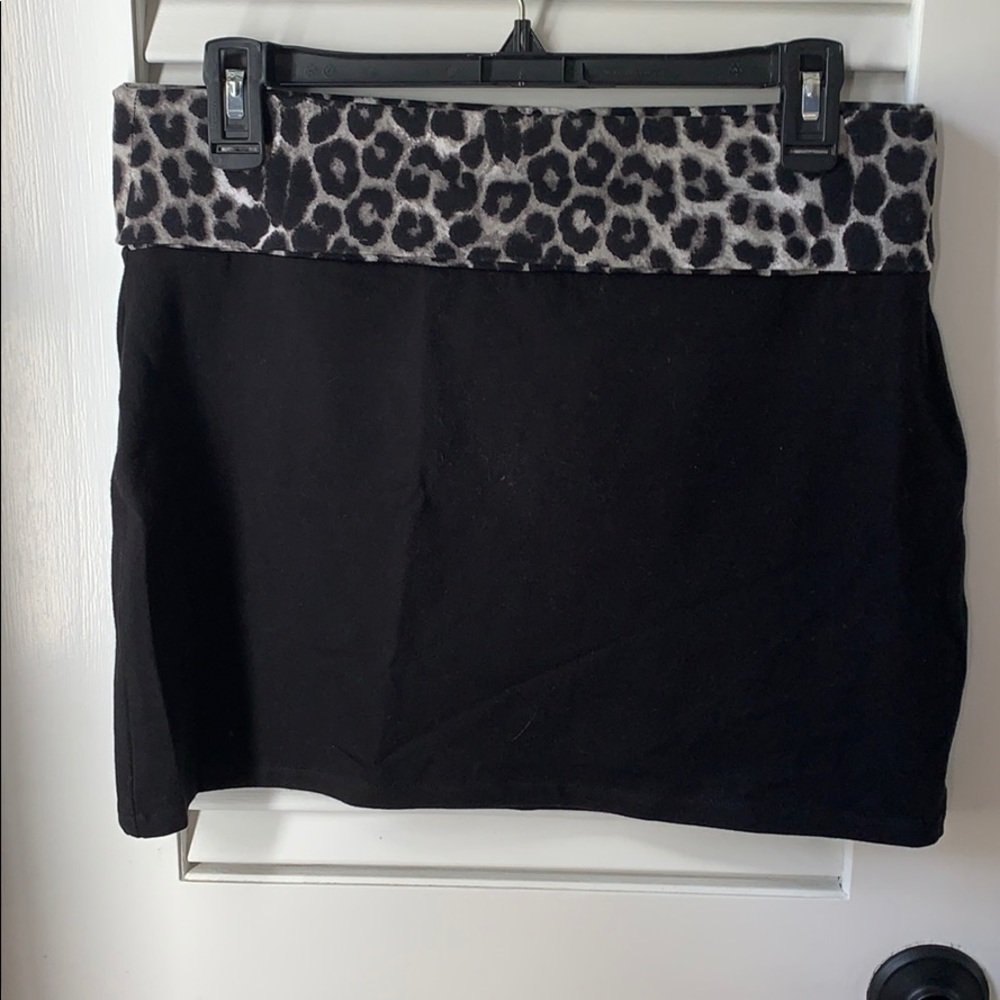 Leopard mini skirt